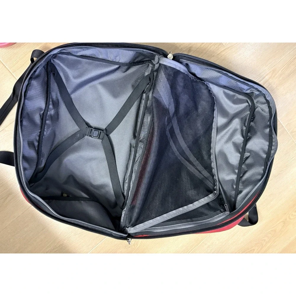 Timbuk2 red travel